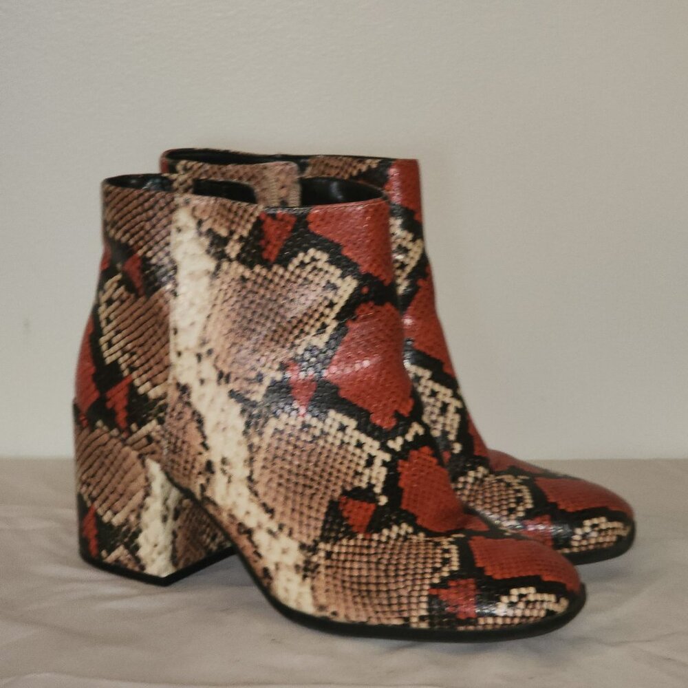Mix No 6 ankle bootie size 10